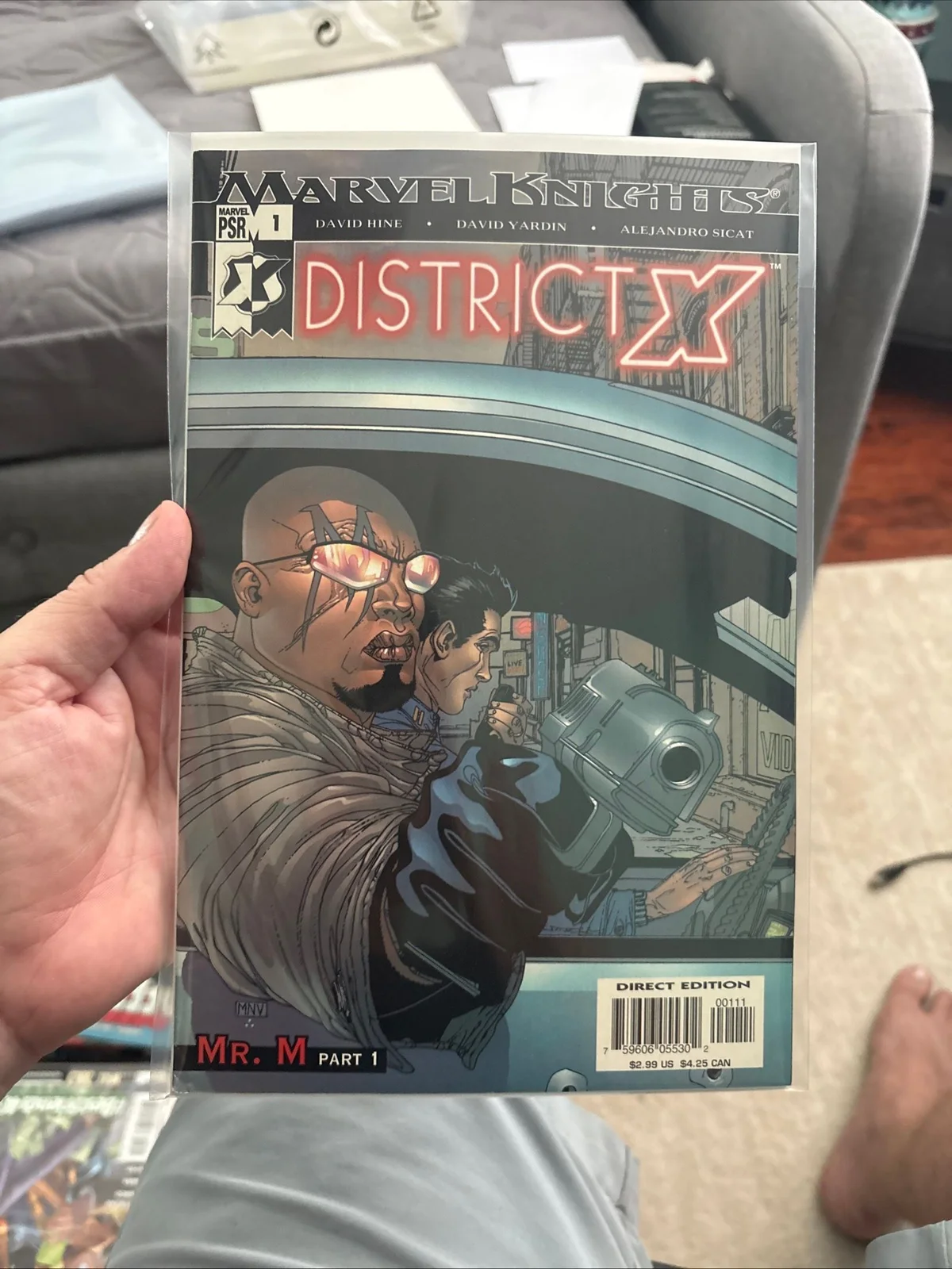 District X #1 Marvel Knights Very Good Collectible Comic